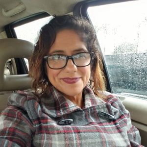 Meet your Posher, Emma